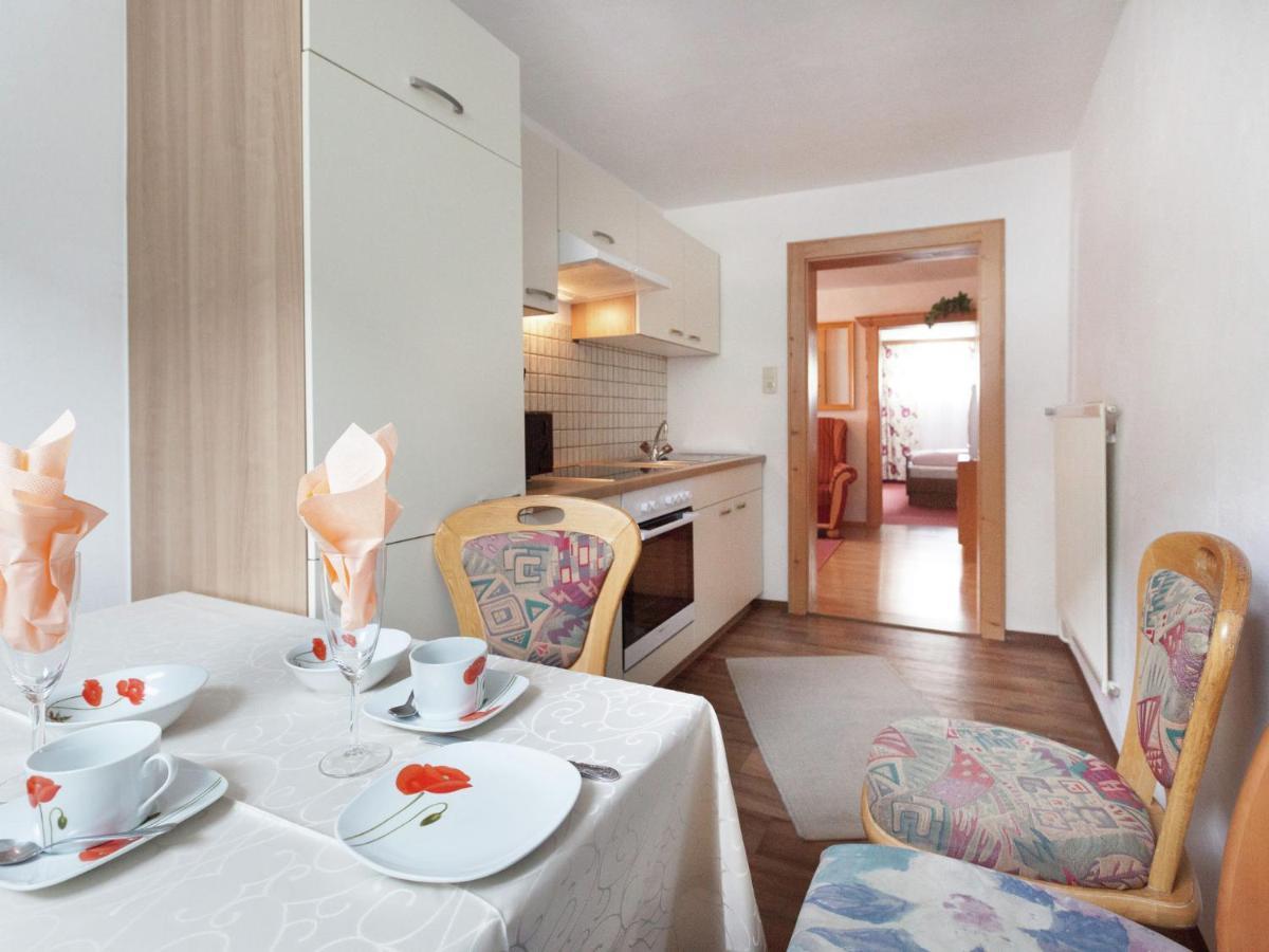 Guesthouse In Vent With Balcony Екстериор снимка
