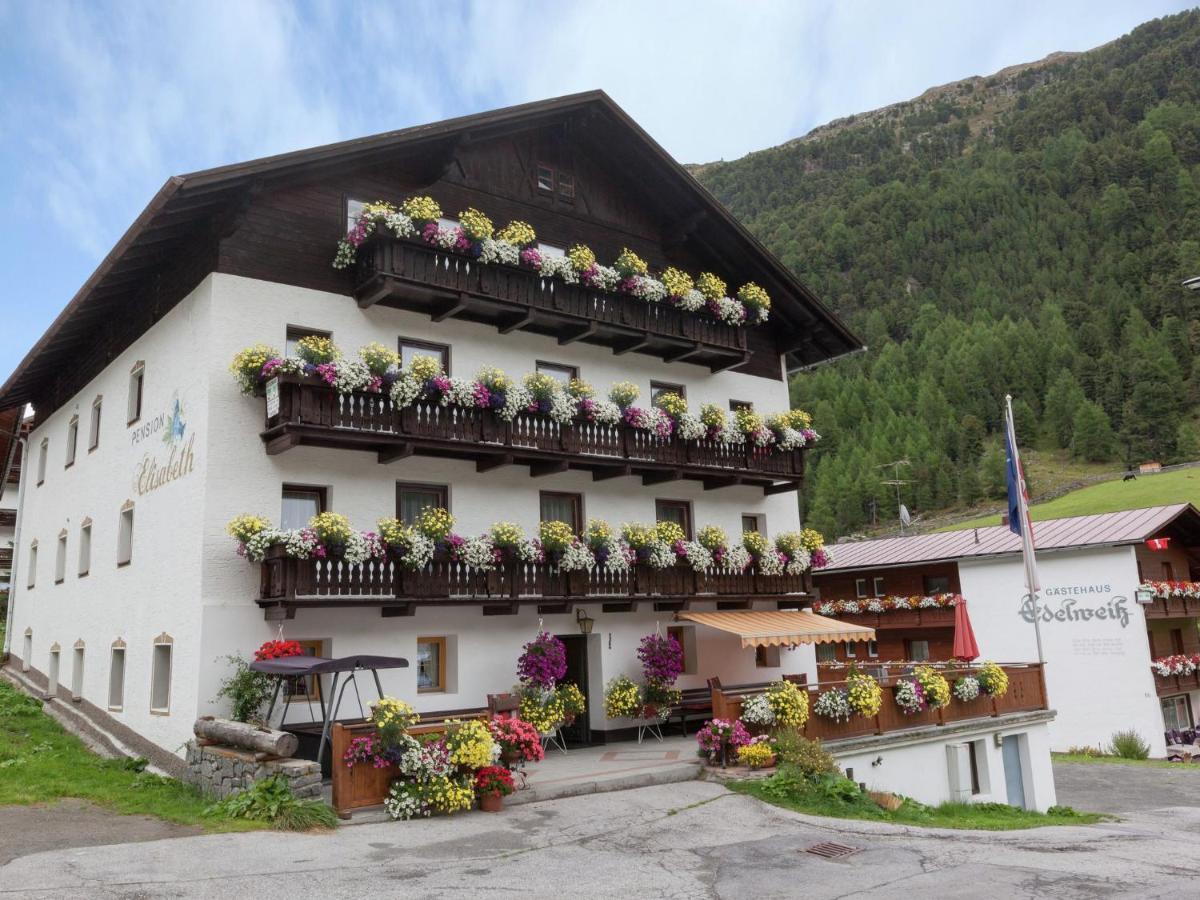 Guesthouse In Vent With Balcony Екстериор снимка