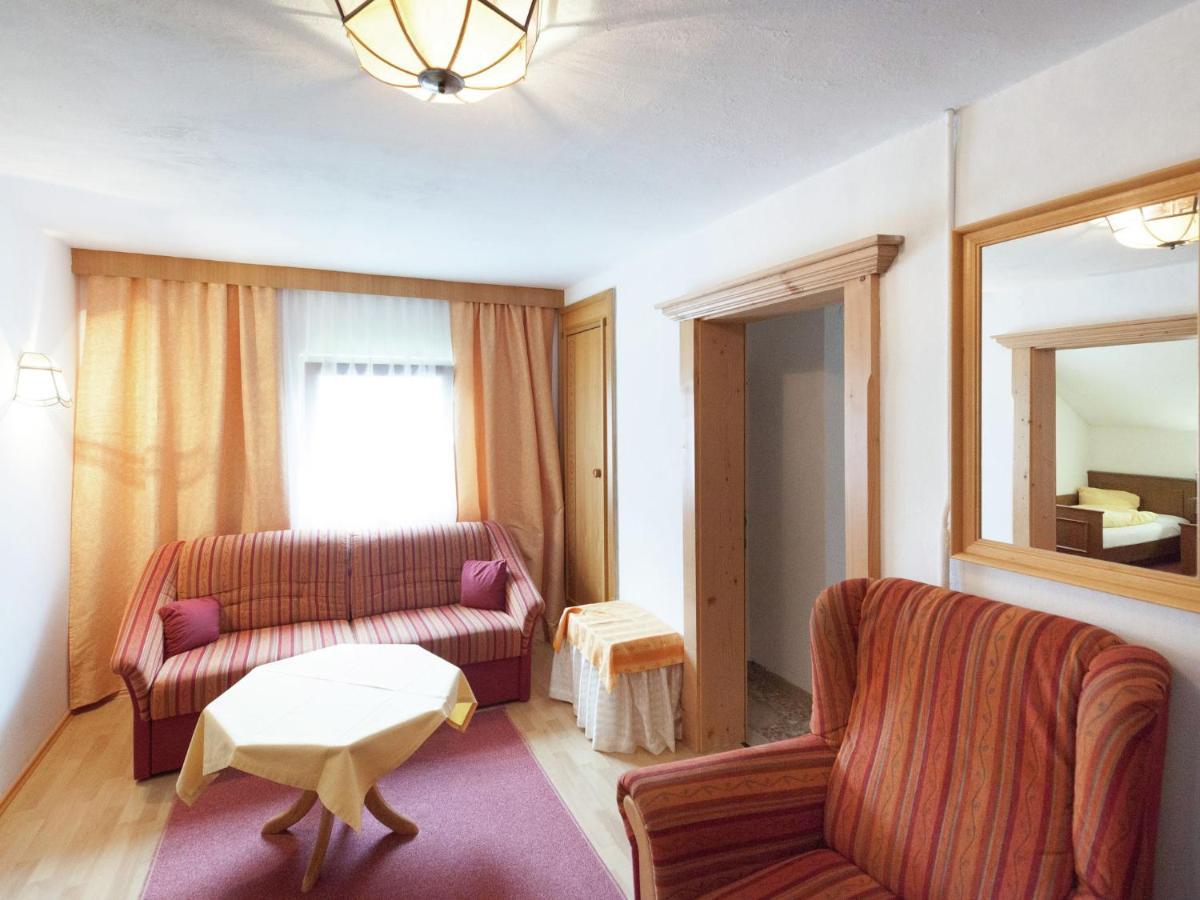 Guesthouse In Vent With Balcony Екстериор снимка